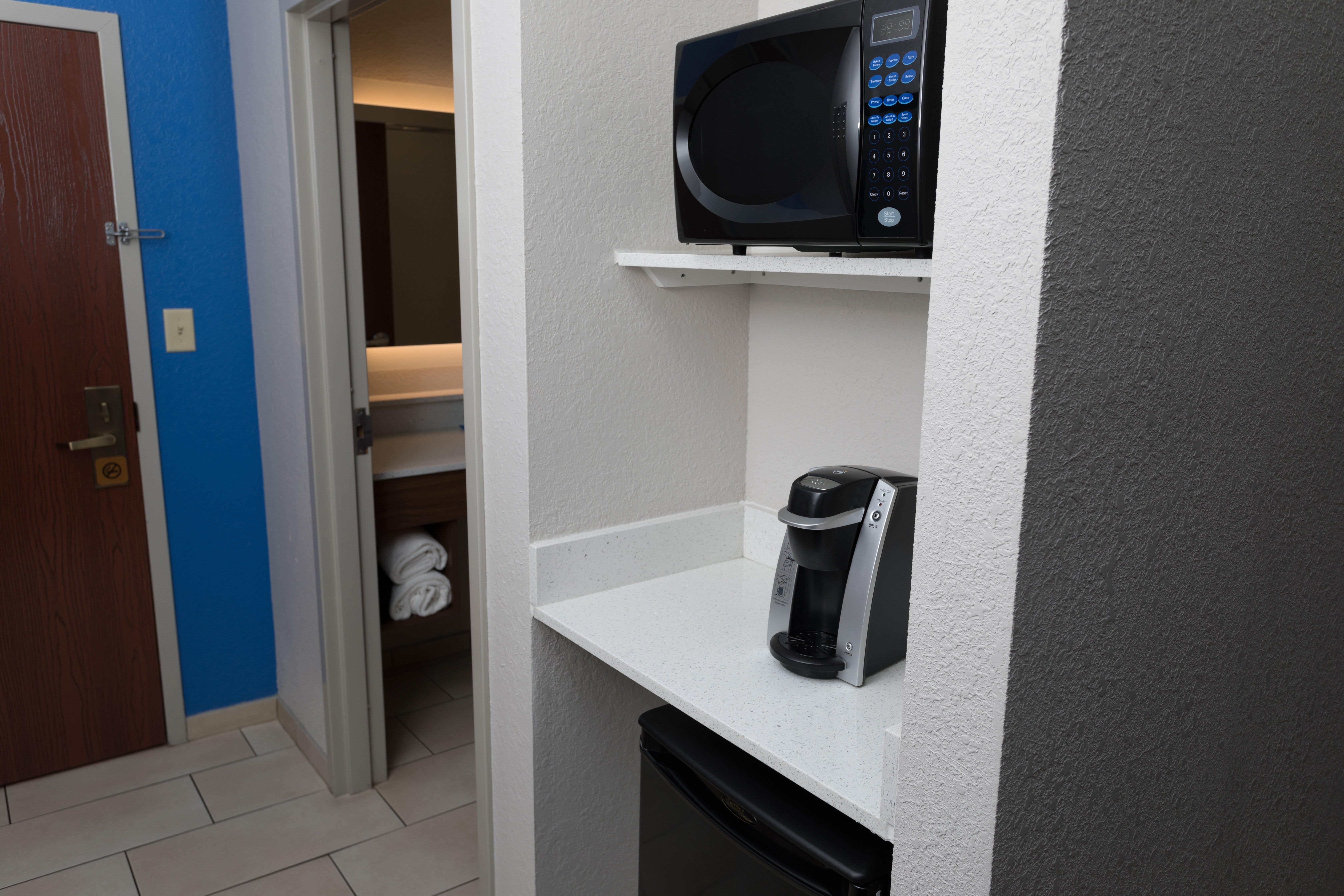 Holiday Inn Express Hotel & Suites Athens By Ihg מראה חיצוני תמונה