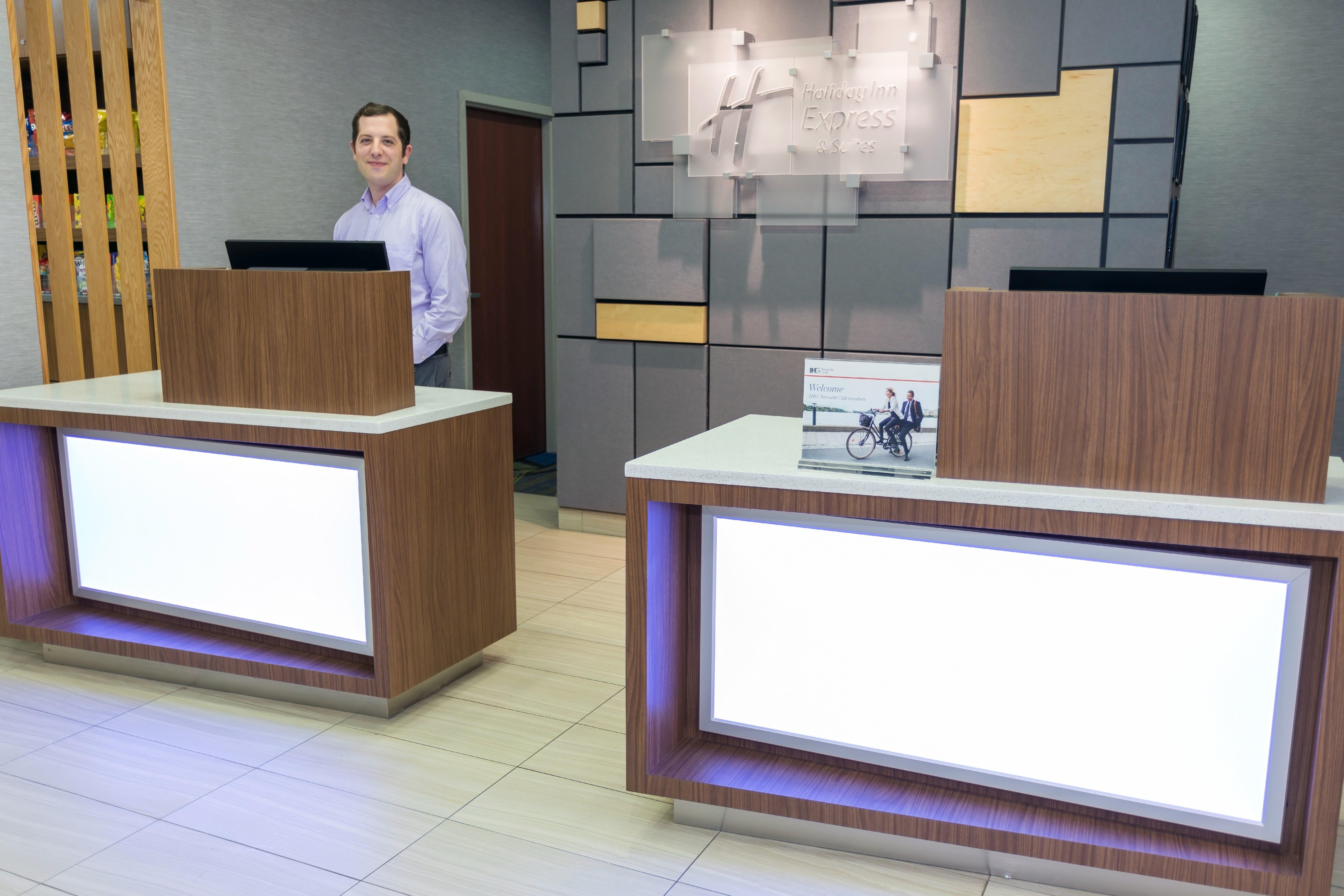 Holiday Inn Express Hotel & Suites Athens By Ihg מראה חיצוני תמונה