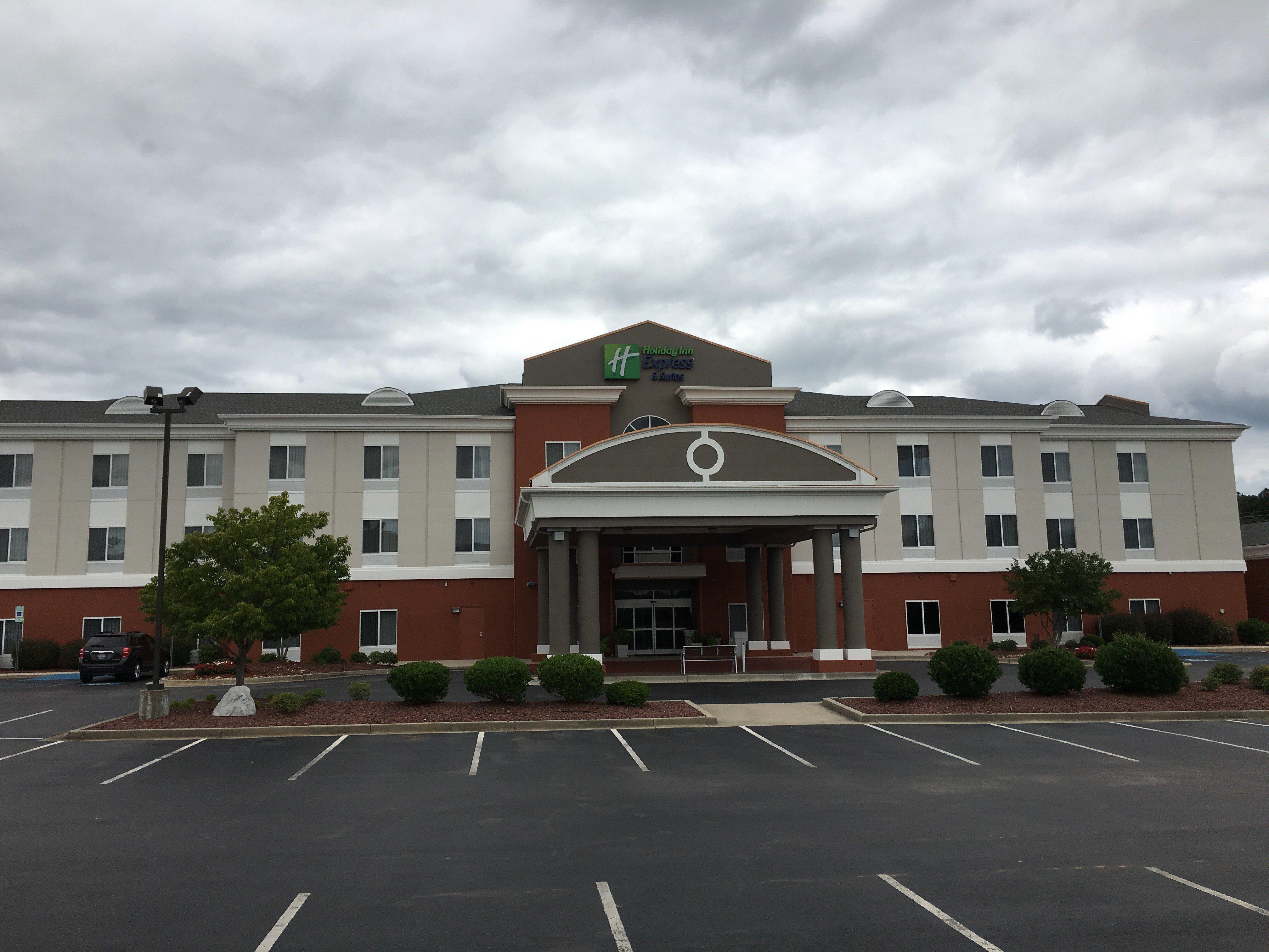 Holiday Inn Express Hotel & Suites Athens By Ihg מראה חיצוני תמונה