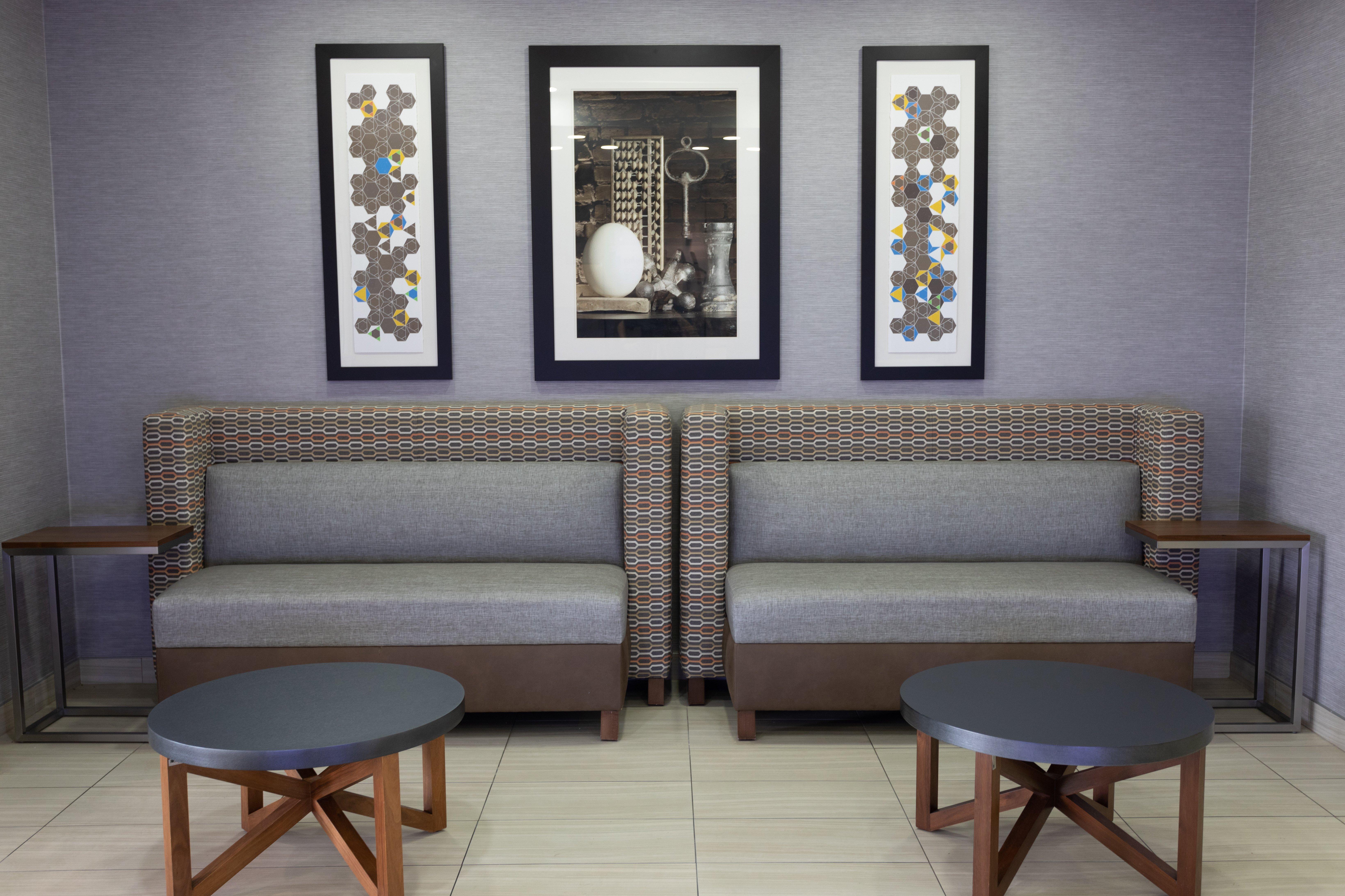 Holiday Inn Express Hotel & Suites Athens By Ihg מראה חיצוני תמונה