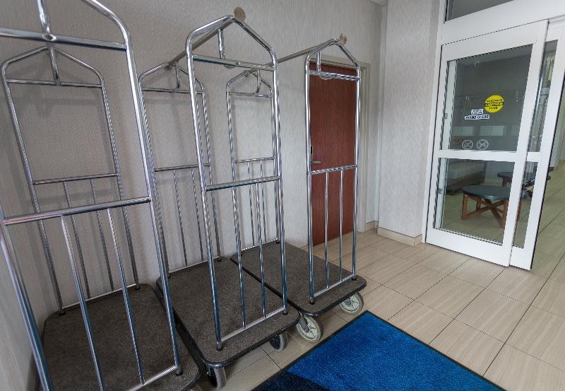 Holiday Inn Express Hotel & Suites Athens By Ihg מראה חיצוני תמונה